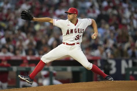 Angels’ Tyler Anderson to finish season on IL with knee soreness